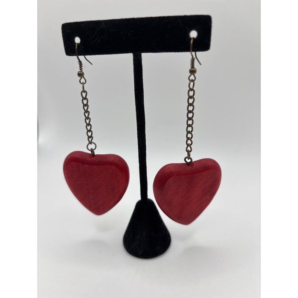 Valentine wood grain red drop earrings